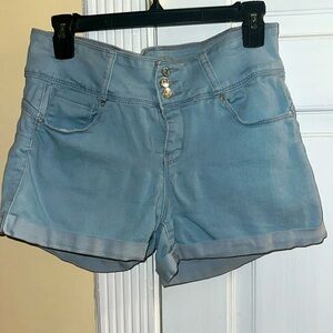 Cute stretchy shorts for the summer